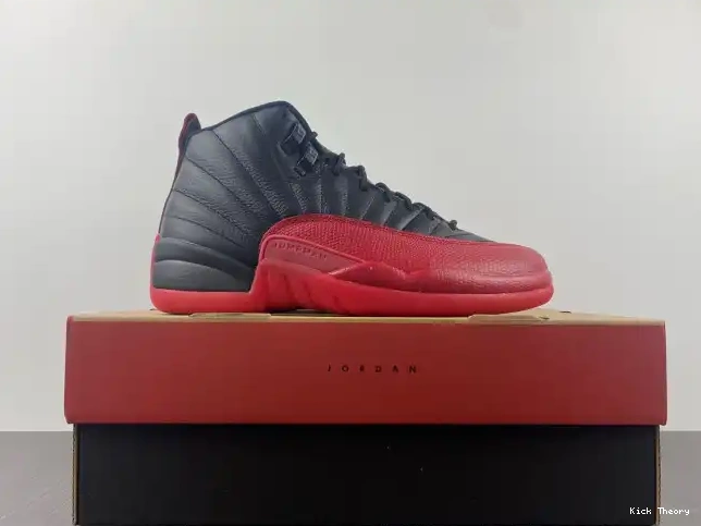 Kicktheory Flu Game Jordan 130690-002 Retro 12 (2016) 0619
